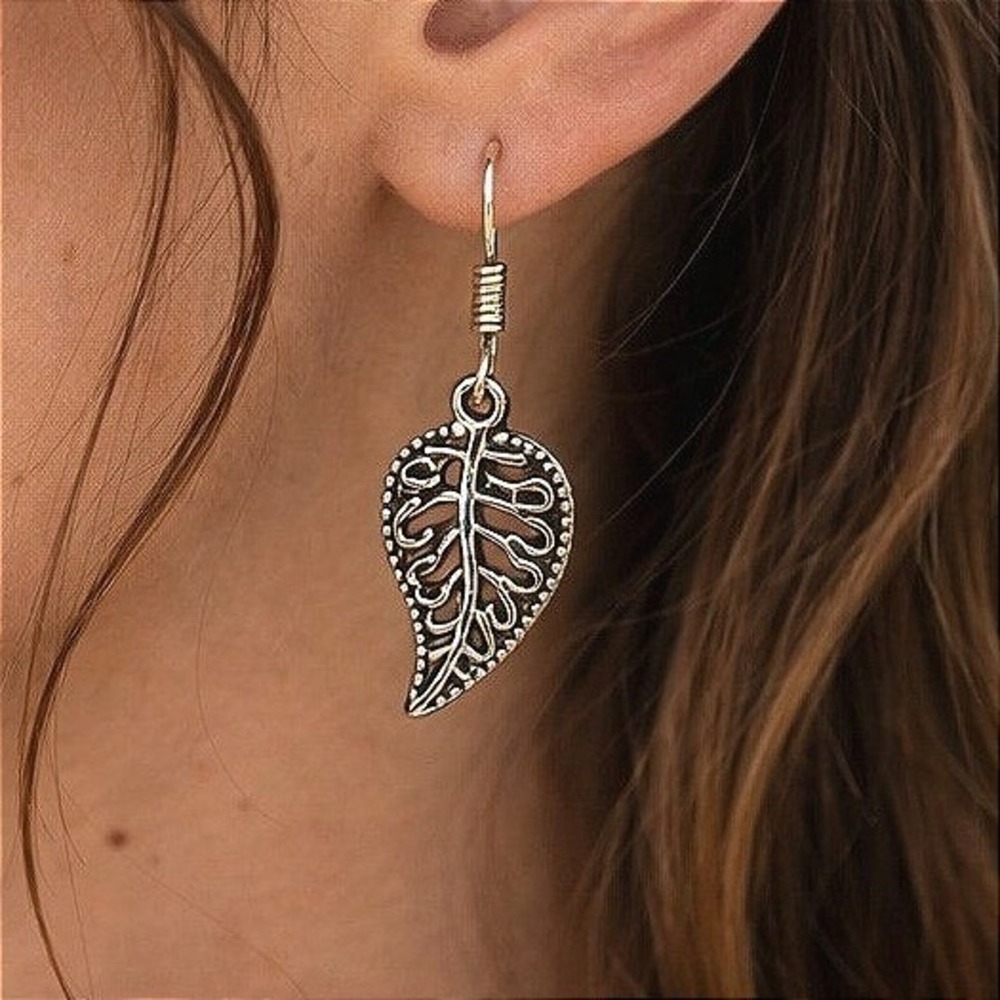 Vintage 925 Sterling Silver Filigree Leaf Dangle Earrings Boho Nature 1" Drop
